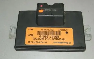 Hyundai Tucson JM Transfer box differential control unit 9544724010