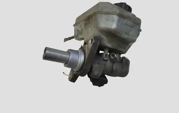 Volkswagen PASSAT B6 Master brake cylinder 03350886771