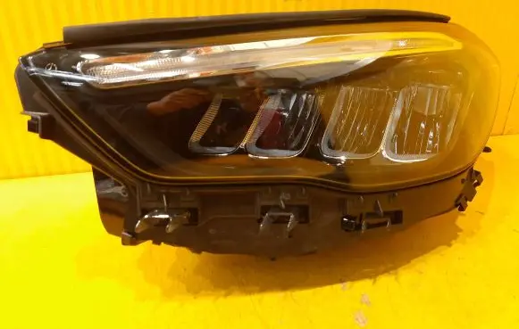 Mercedes-Benz GLA H247 Headlight/headlamp A2479066107