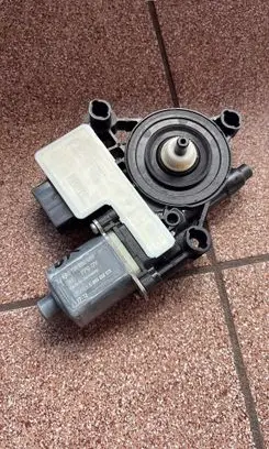 Seat Arona Rear door window regulator motor 5Q0959811D