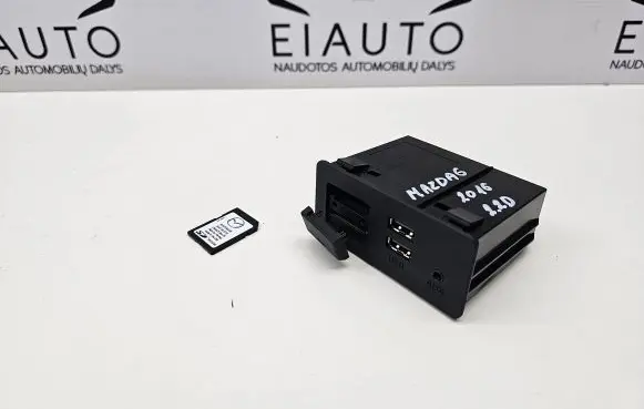Mazda 6 USB socket connector D09H669U0 MD412446 10R041341