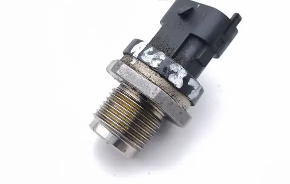Land Rover Range Rover Evoque L551 Fuel pressure sensor 0281006468