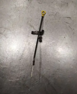 KIA Ceed Oil level dip stick 266112A100