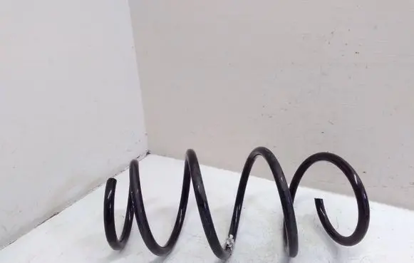 Mercedes-Benz GLA W156 Front coil spring