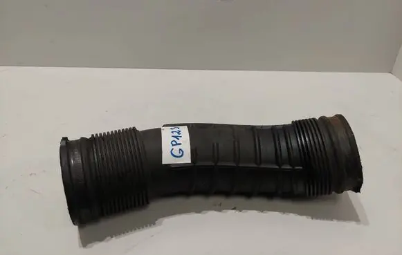 Volvo S80 Air intake hose/pipe 6898050