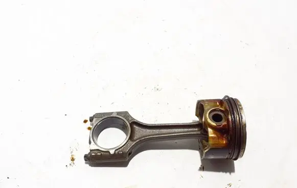 Cupra Formentor Piston with connecting rod 06Q107065