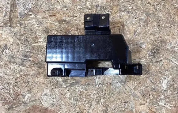 Porsche Macan (95B) Front bumper mounting bracket 95b807276