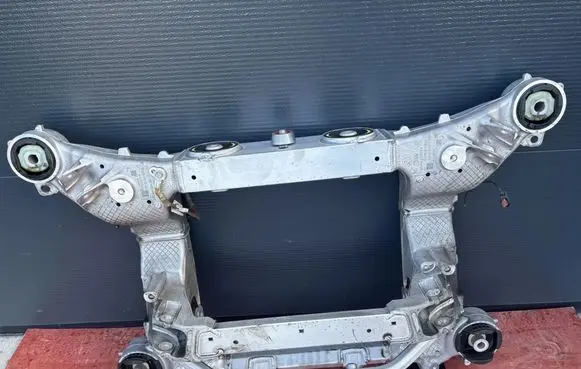 BMW 5 G60 G61 Rear subframe 6889439