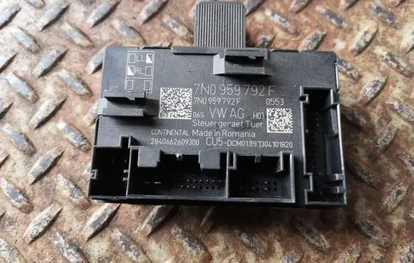 Volkswagen Sharan Door control unit/module 7N0959792F