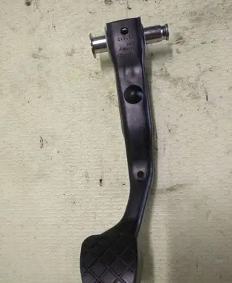Volkswagen Golf VII Brake pedal 762135149077
