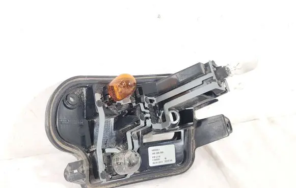 Volkswagen PASSAT B7 Tail light bulb cover holder 3AF945958 6052041