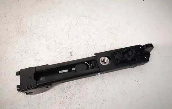 Seat Leon (1P) Seat belt adjustment rail 1T0857819