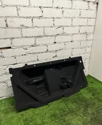 Trunk/boot floor carpet liner