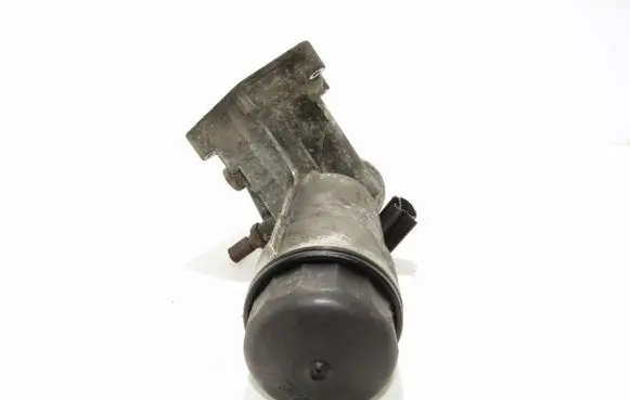 Skoda Octavia Mk1 (1U) Oil filter mounting bracket 038115389