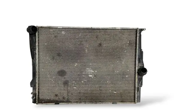 BMW 1 E81 E87 Coolant radiator 7521931 7553111