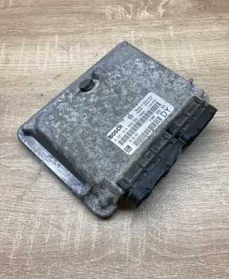 Opel Astra G Engine control unit/module ECU 09181243 0281010050