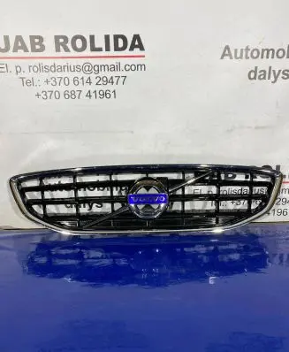 Volvo V40 Front bumper upper radiator grill 31283764 31283762