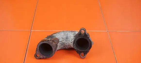 Peugeot 508 RXH EGR valve line/pipe/hose 19351H01 4HL