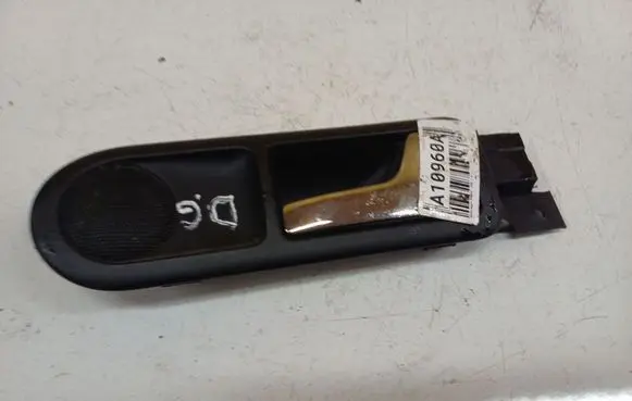 Rear door interior handle