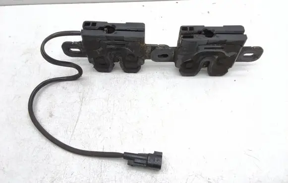 Volvo XC60 Engine bonnet/hood lock/catch 31298610 31298611