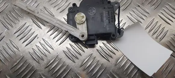 Toyota Prius (XW10) Air flap motor/actuator 0637007440 120112