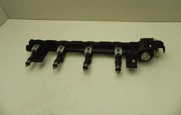 Ford Fiesta Fuel distributor 8A6GAA VD7703