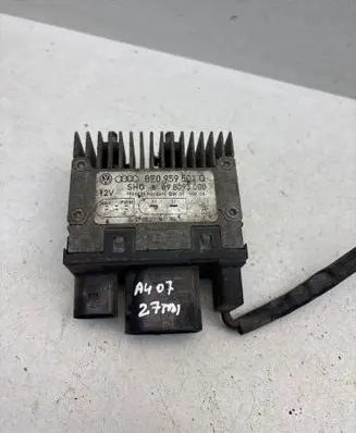 Audi A4 S4 B7 8E 8H Coolant fan relay 8E0959501Q 898093000