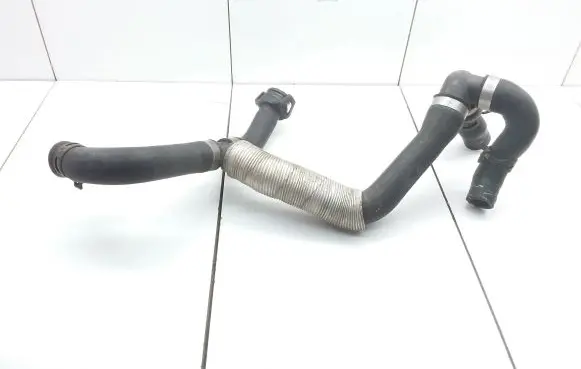 Jaguar XJ X308 Engine coolant pipe/hose