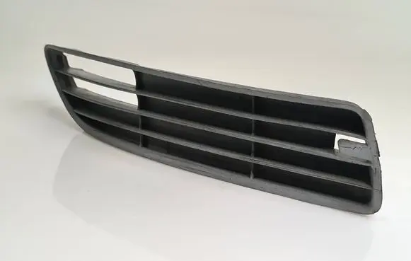 Audi A4 S4 B5 8D Front bumper lower grill AD99007