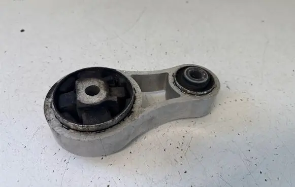 Opel Vivaro Engine mount bracket 003826