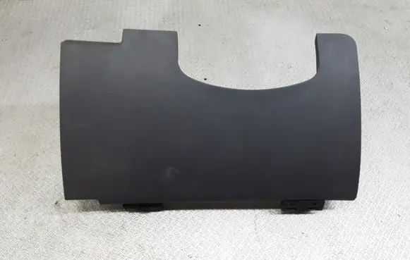 Dashboard lower bottom trim panel
