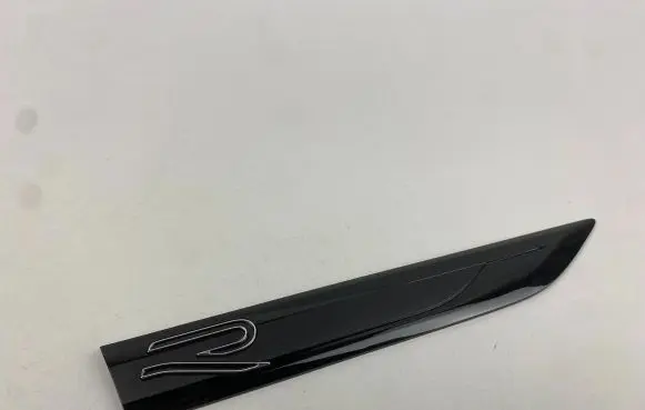 Volkswagen Golf VIII Fender model badge letters 5H0853688K