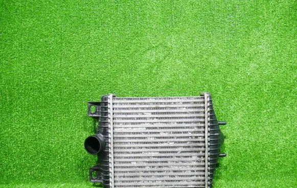 Land Rover Range Rover Sport L494 Intercooler radiator CPLA9L440