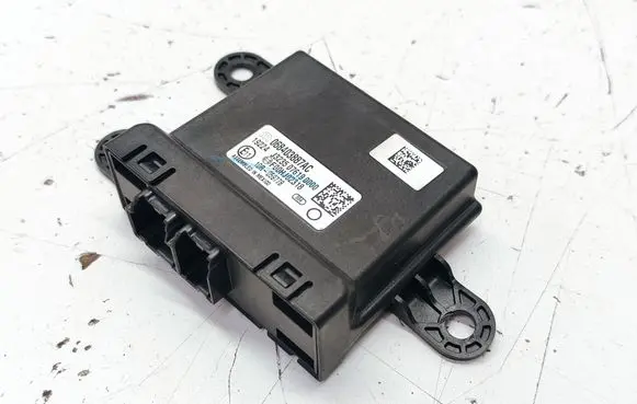 Chrysler Pacifica Parking PDC control unit/module 068403887AC