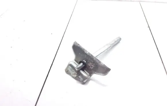 Audi Q7 4L Battery bracket 7L0915138C