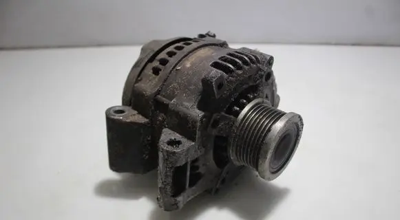 Toyota Avensis T250 Generator/alternator