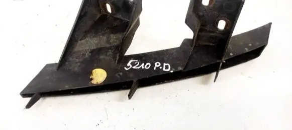 Audi Q7 4L Front bumper mounting bracket 4L0807334