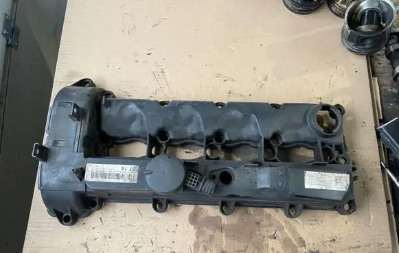 Mercedes-Benz Sprinter W906 Rocker cam cover A6510108918