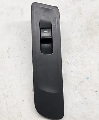 Volkswagen Tiguan Quarter vent window switch 5N1867256A