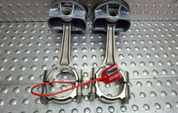 Fiat 500 Piston with connecting rod S27635632 312A6000