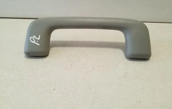 Mitsubishi Outlander Front interior roof grab handle