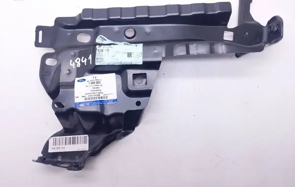 Fender mounting bracket