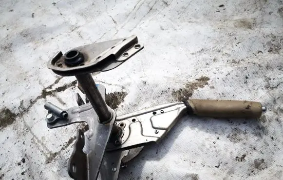 Nissan Pathfinder R51 Handbrake/parking brake lever assembly