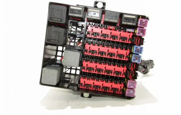 Ford Transit Courier Fuse module 8V5114A175AA