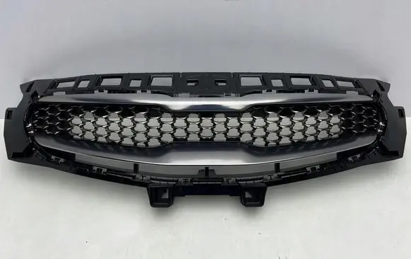 Front bumper splitter molding