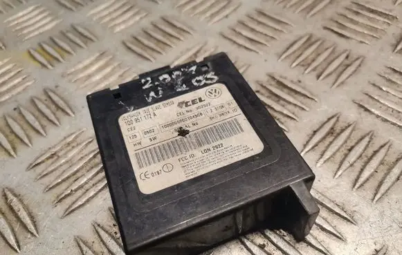 Volkswagen Eos Alarm control unit/module 1Q0951172A