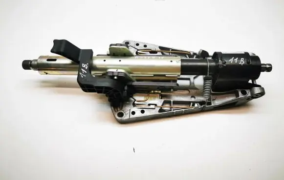 Mercedes-Benz C W204 Steering wheel axle A2044601916 204460220 204462206