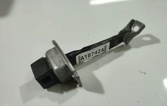 Mitsubishi Lancer X Front door check strap stopper 