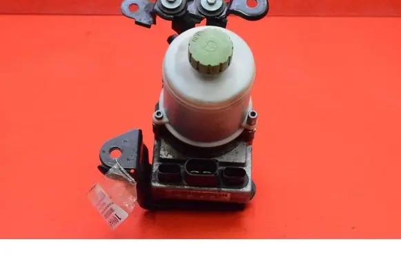 Skoda Fabia Mk1 (6Y) Power steering pump 6Q0423155A