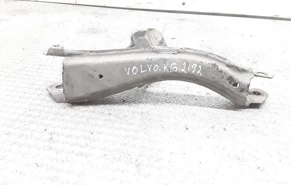 Volvo XC70 Rear control arm